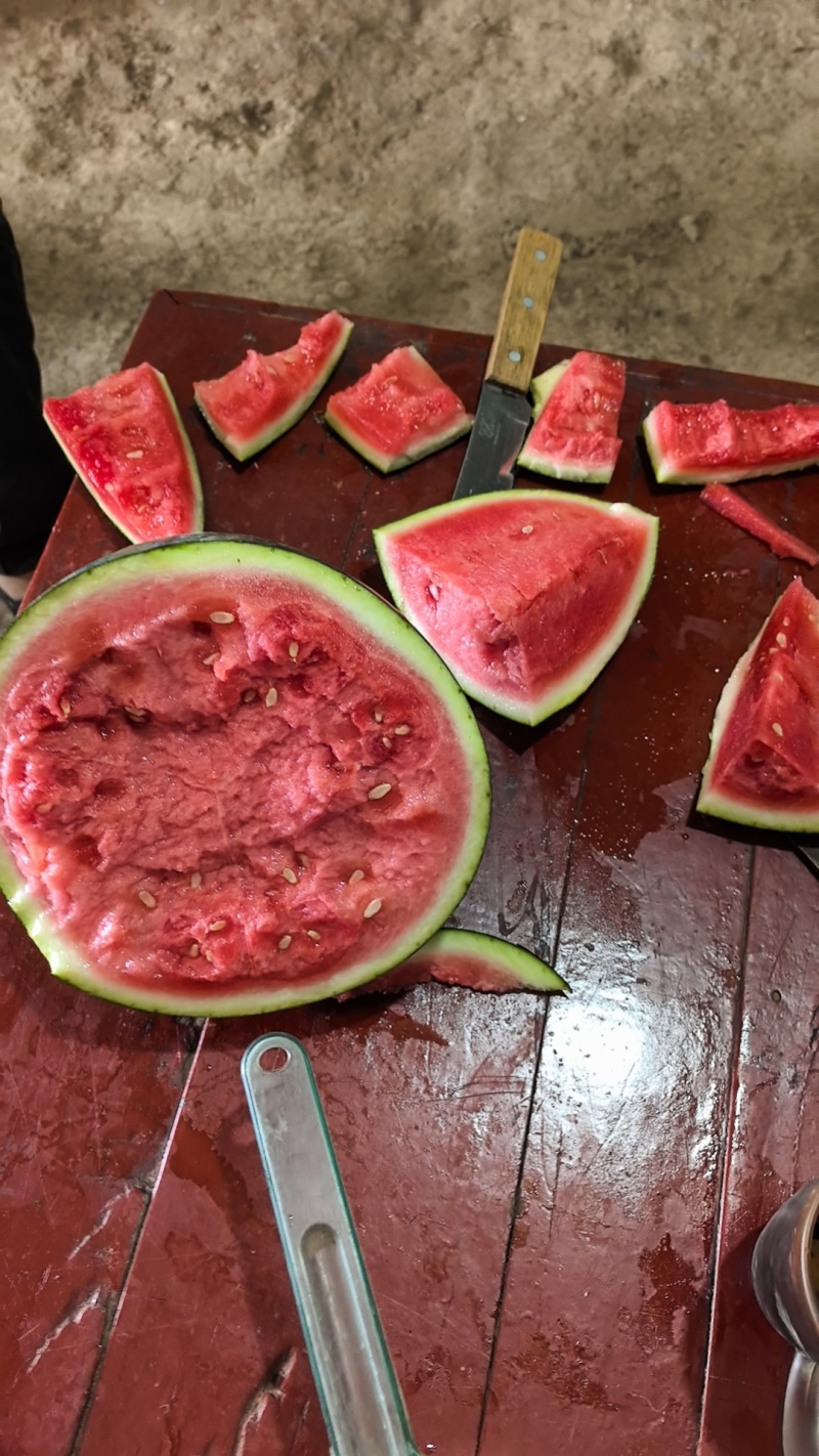 云南麒麟美都西瓜—大量现货供应—支持代发全国—质量三包