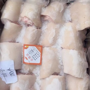 带皮小肘子，宴席喜宴熟食店用非常好，单个8两左右