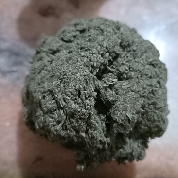正宗蕲艾叶。知灸者福，善灸者寿。