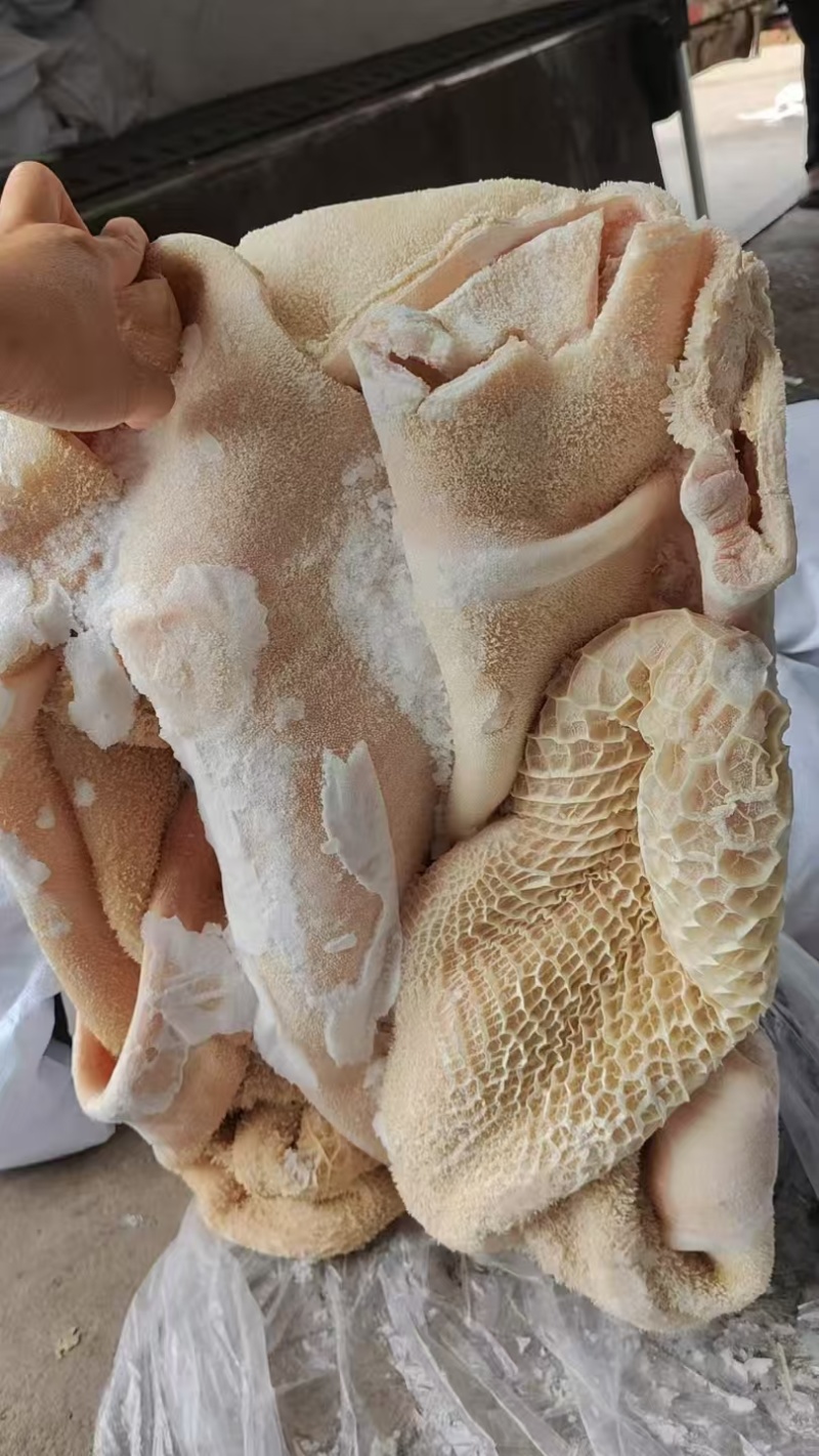 半熟牛肚一手货源，常年有货，质量保证，需要的联系。。。