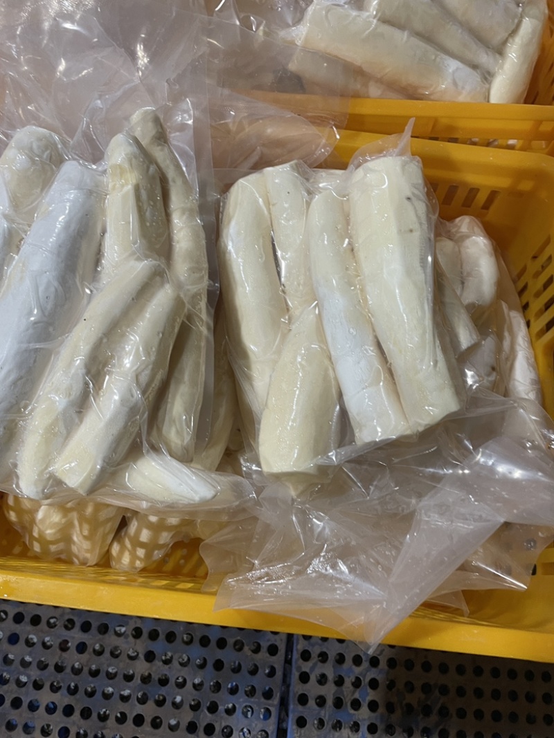 华南9号黄肉木薯去皮冰冻加工黄心木薯去皮冰冻