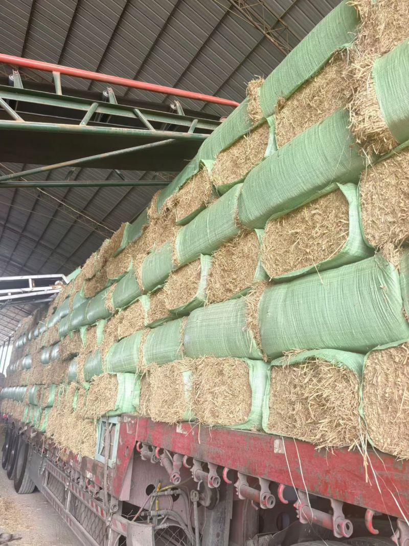 稻草，常年有货，只做品质，专业供应七八年