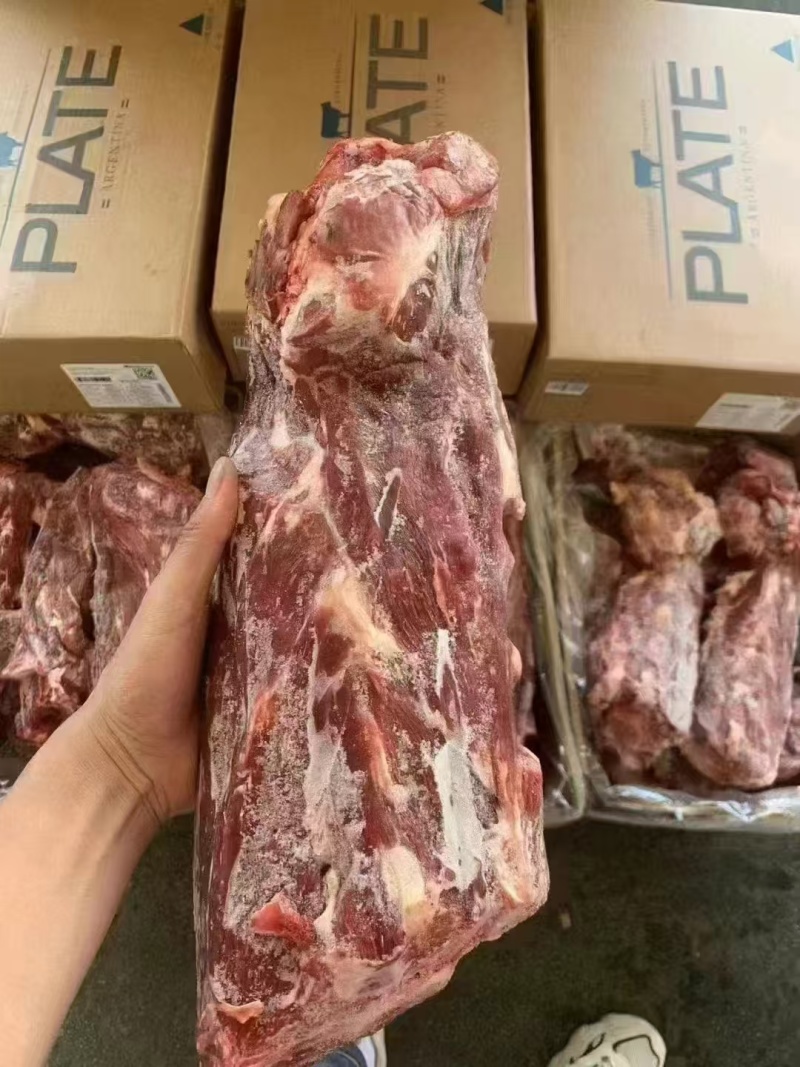 满肉13厂牛脖骨