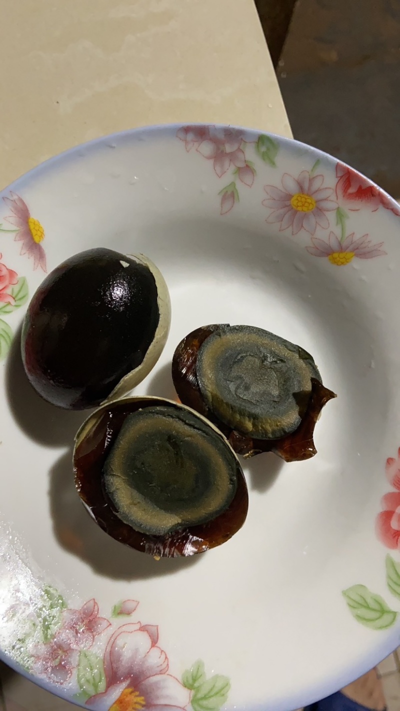 出售无铅松花蛋，质优价廉！硬心！软沙心，品种齐全！！！！