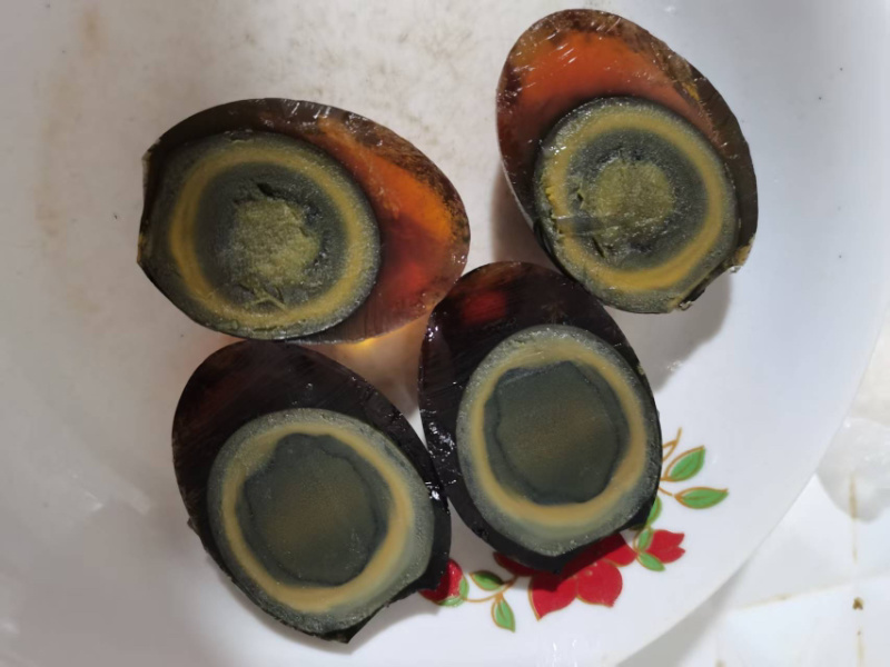 出售无铅松花蛋，质优价廉！硬心！软沙心，品种齐全！！！！