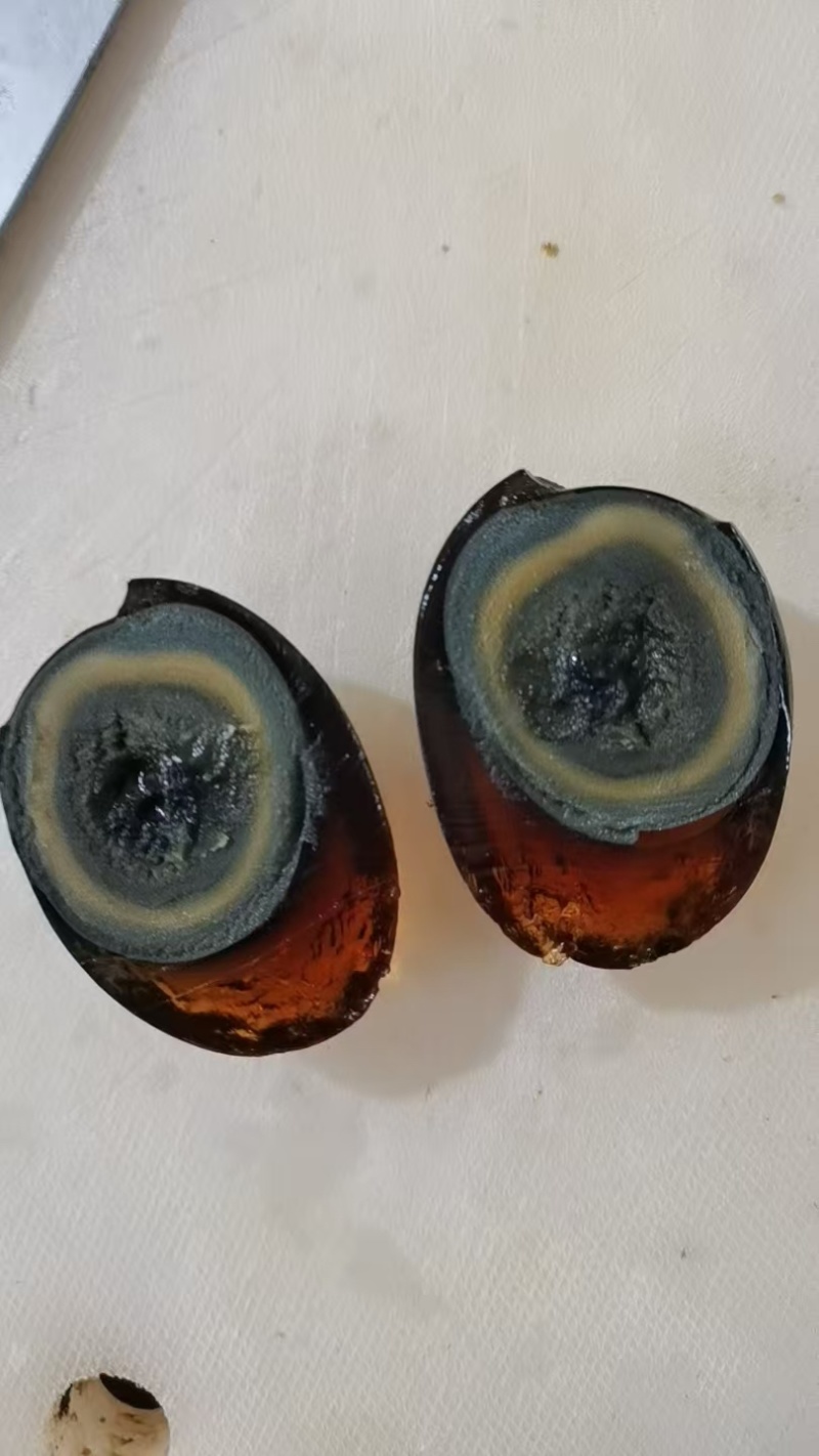 出售无铅松花蛋，质优价廉！硬心！软沙心，品种齐全！！！！