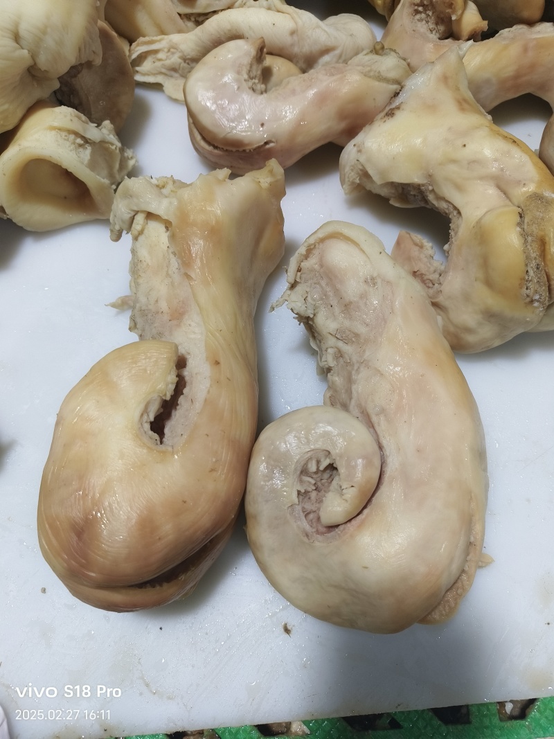 带勾牛小货