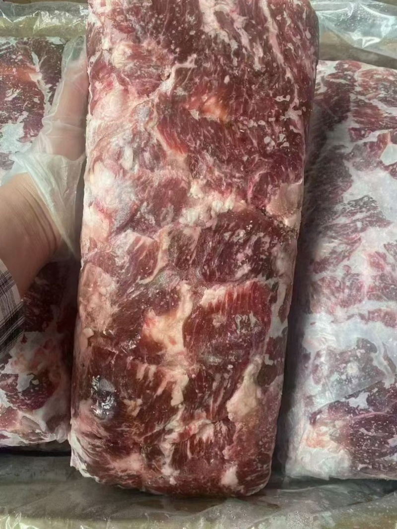 牛碎肉可以做葱爆牛肉，包子馅，饺子馅，价格美丽