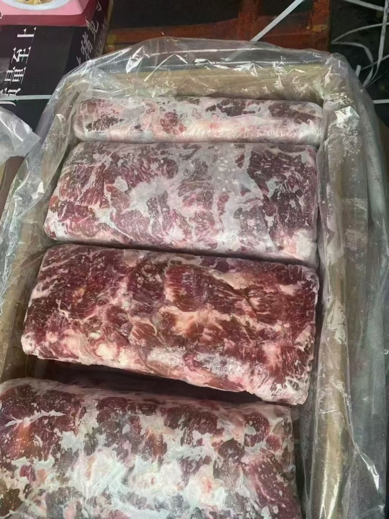 牛碎肉可以做葱爆牛肉，包子馅，饺子馅，价格美丽