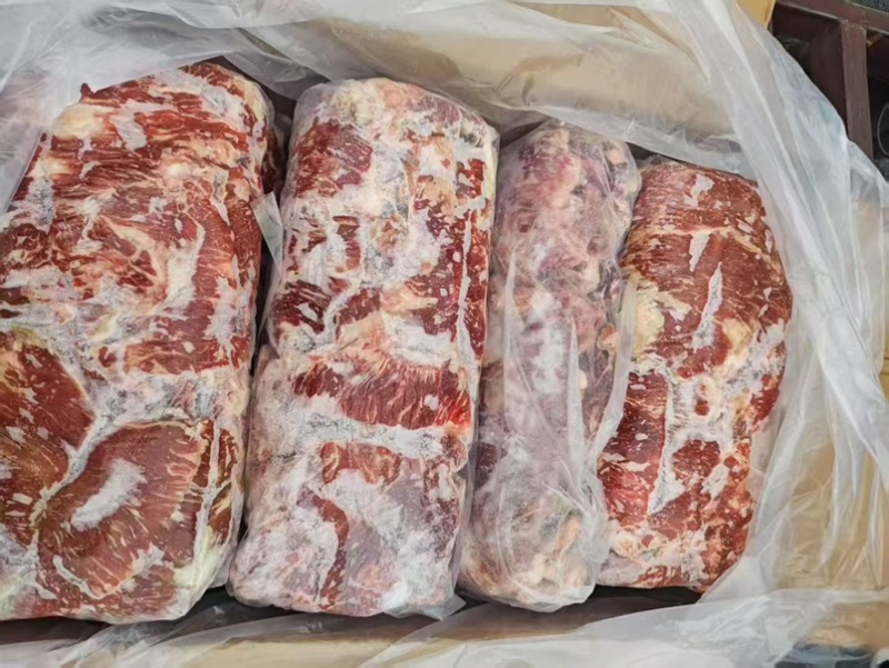 牛碎肉可以做葱爆牛肉，包子馅，饺子馅，价格美丽