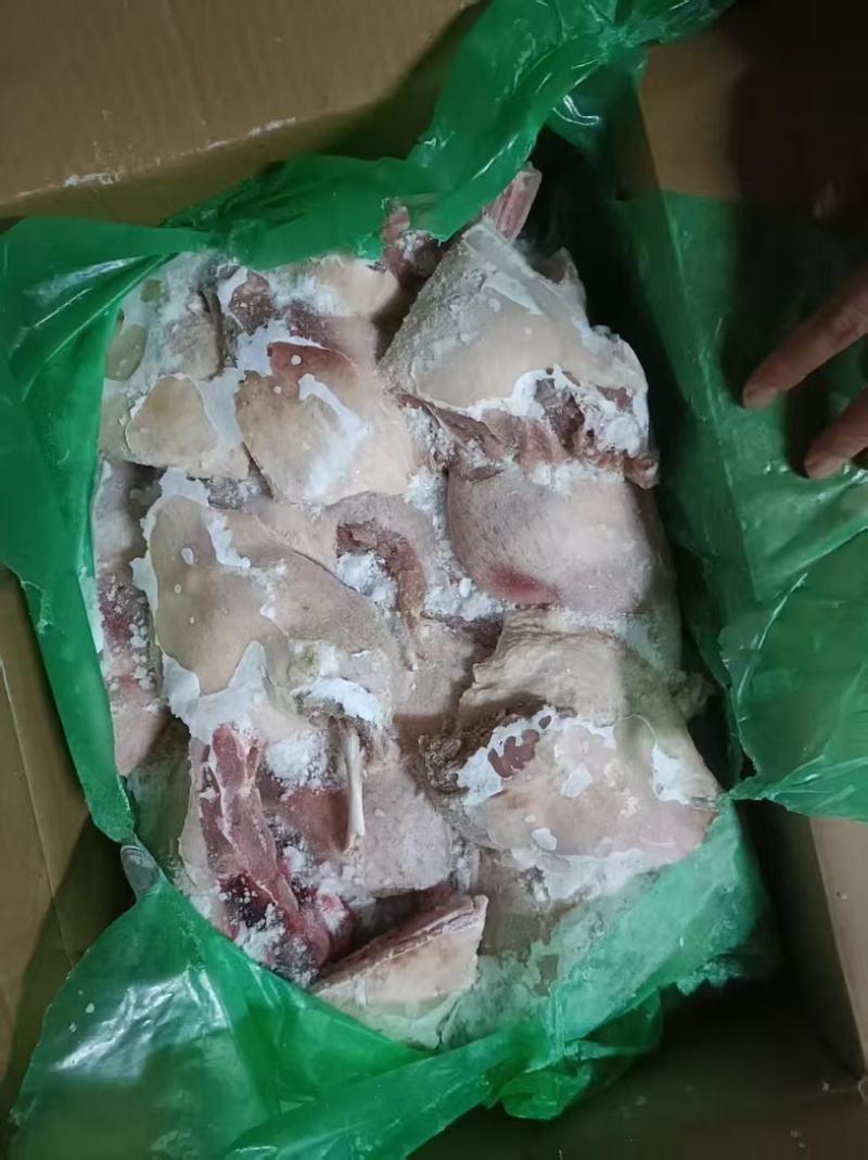 二级鸭边腿