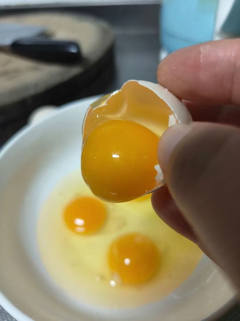 批发土鸡，五黑鸡。土鸡蛋养殖场直销拿货价