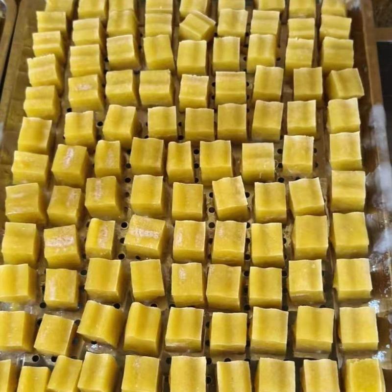 辽宁精品小块冻豆腐，质量保证，全国可发，欢迎来电咨询