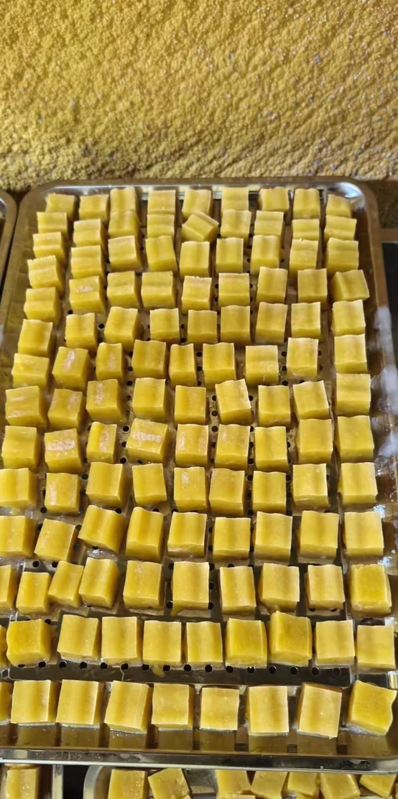 辽宁精品小块冻豆腐，质量保证，全国可发，欢迎来电咨询