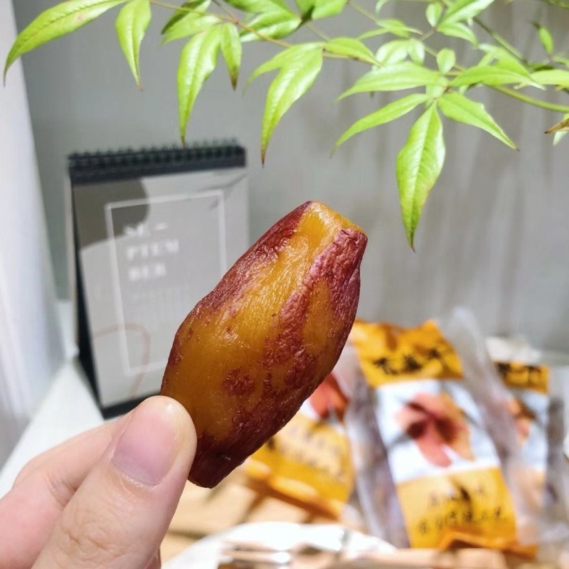 浙江临安带皮小香薯干，塑封盒装
