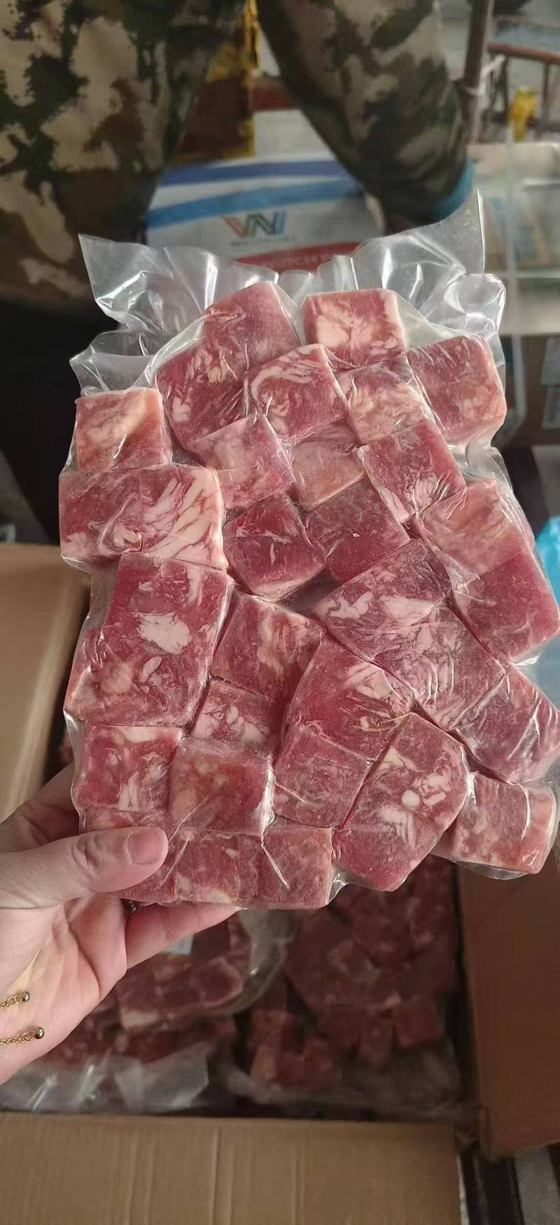 牛腩粒，支持电商