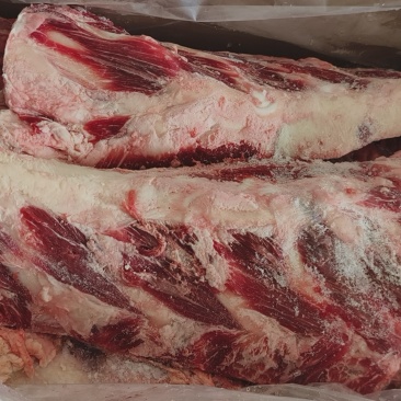 带肉牛胸骨