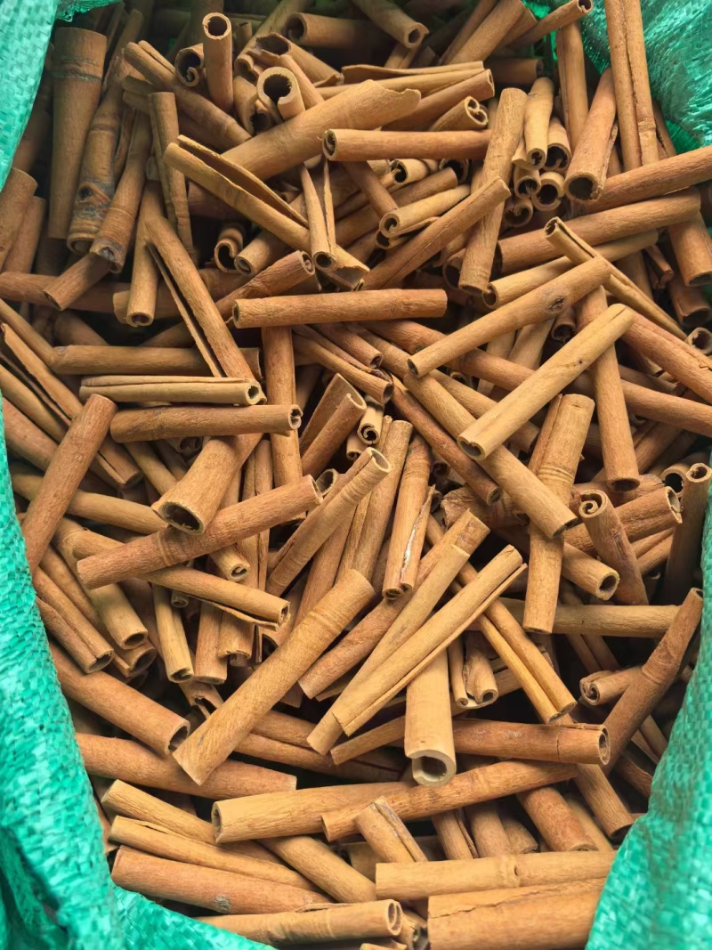 小肉桂桂皮烟桂烟仔桂，工厂电商卤料产地直供，量大可小刀