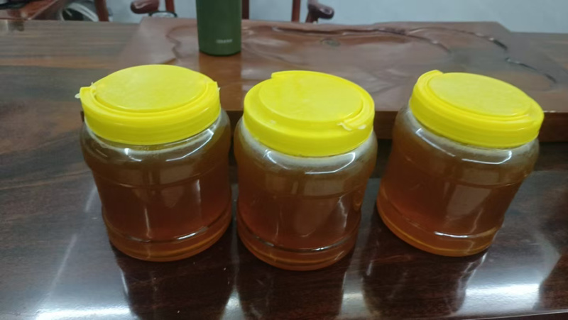 广西农家土蜂蜜蜂蜜口感好自产自销可视频看货对接全国市场