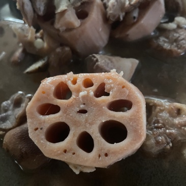 正宗湖北洪湖煲汤莲藕粉藕九孔红藕精品货带泥发货