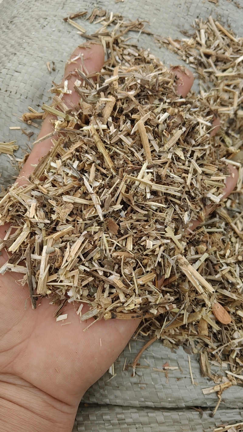 花生秧大量有货，先到先得，保证质量，品质第一，服务第一，