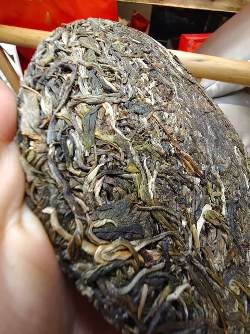 厂家直销，一手货源，普洱茶高品质的生茶饼，