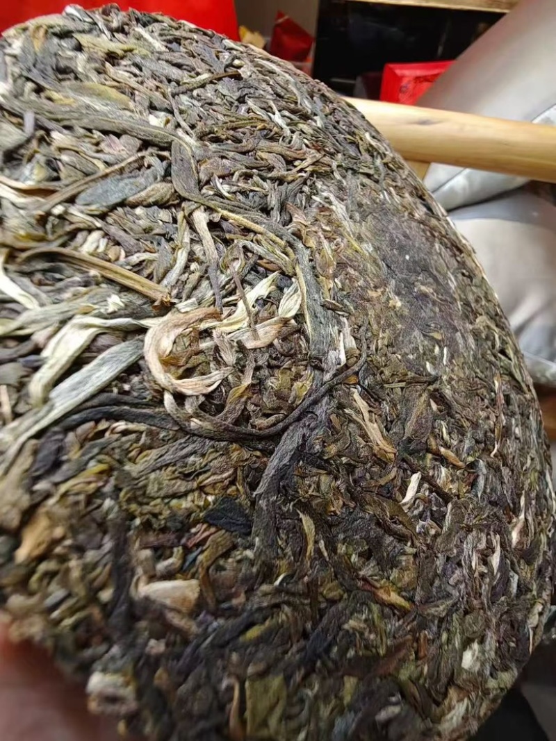 厂家直销，一手货源，普洱茶高品质的生茶饼，