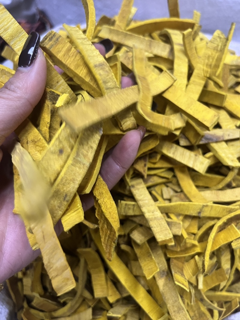 川黄柏丝去皮黄柏带皮黄柏无硫正品自然晒干规格齐全