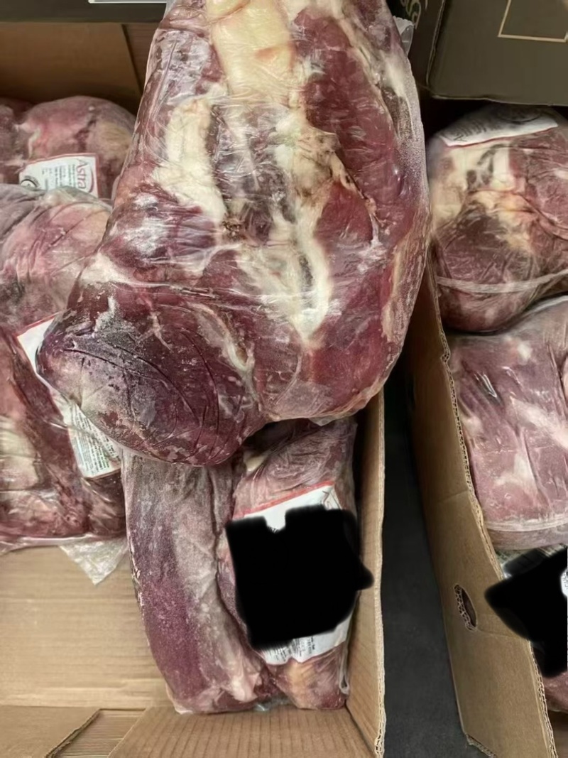 精品牛腱子，精修前后腱，纯干真空包装，一件也是批发价格