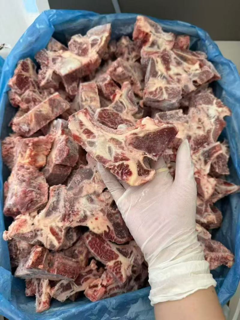 牛牛脊骨切块