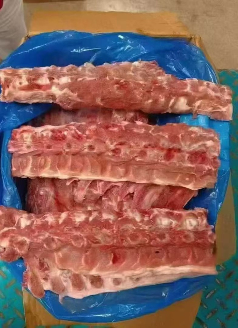 猪龙骨，价格美丽，带肉率高，证件齐全一件起发，日期新鲜