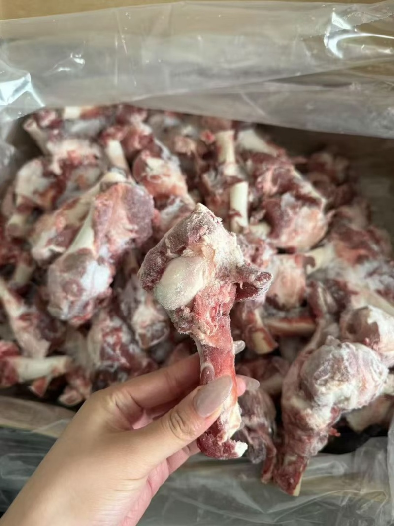 羊棒骨，满肉多肉都有货，个个带骨髓，各位餐饮店老板囤货