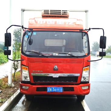 可租可售，以租代售；月租金3500元，4.2豪沃统帅