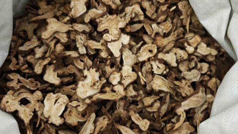 白术！浙江二年生长期，无硫磺！过0.6筛。批发量大价格优