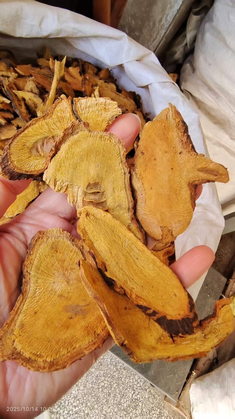 虎杖颜色好2斤包邮量大优惠