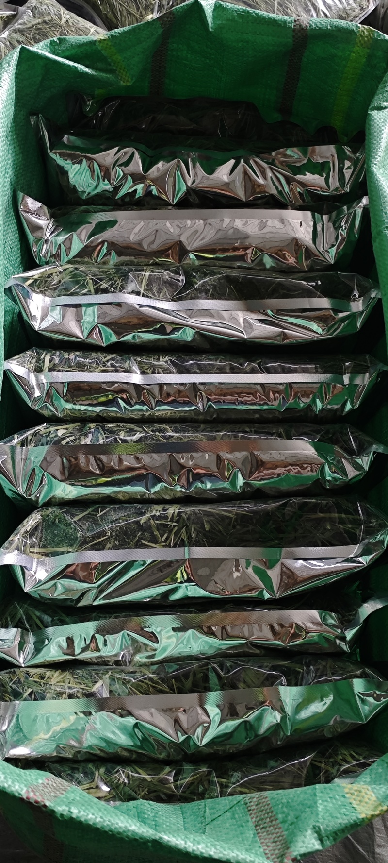 烘干提摩西草燕提