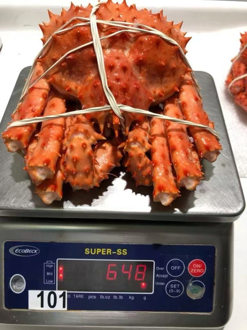 帝王蟹，熟冻帝王蟹全国批发，量大包邮