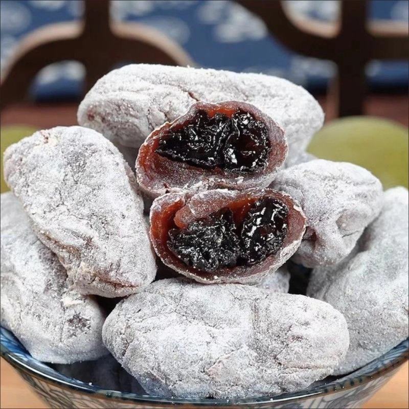 青梅抱葡萄一件代发爆浆梅子梅话梅蜜饯休闲果干零食青梅抱