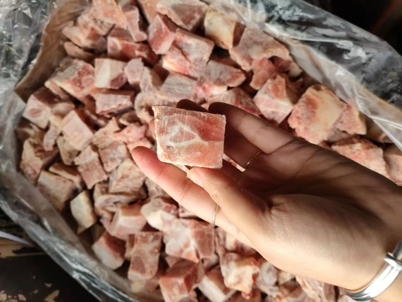 排骨粒，一件20斤，纯干货，可以红烧，糖醋，快餐食堂用
