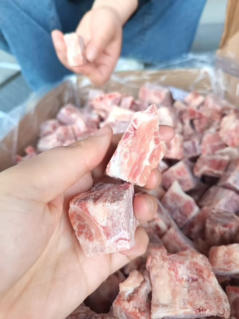 排骨粒，一件20斤，纯干货，可以红烧，糖醋，快餐食堂用