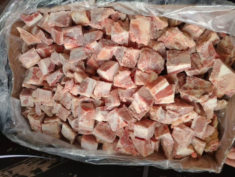 排骨粒，一件20斤，纯干货，可以红烧，糖醋，快餐食堂用