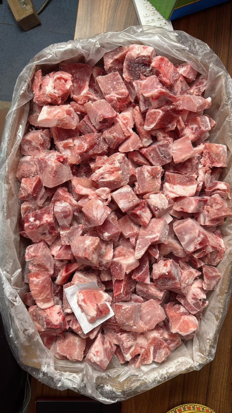 排骨粒，一件20斤，纯干货，可以红烧，糖醋，快餐食堂用