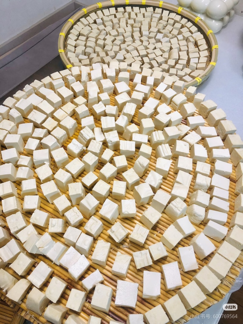 纯手工柴火锅豆腐乳