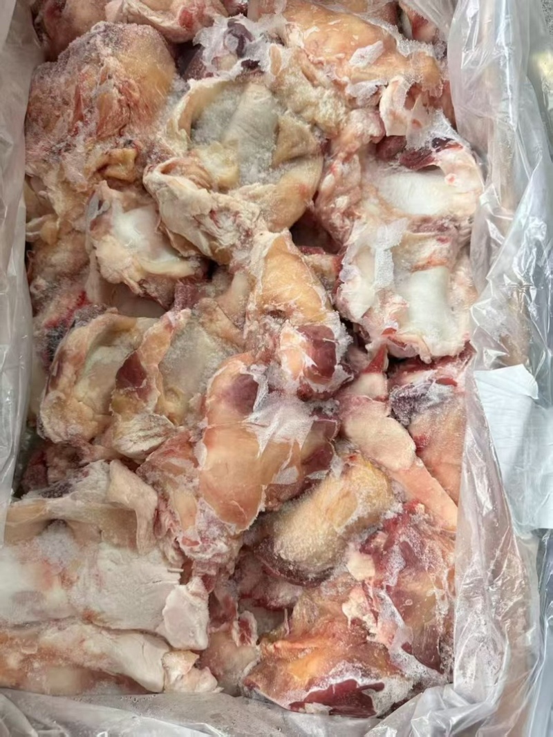牛窝骨，单个1斤-1斤2两，大小规格都有，肉多新鲜