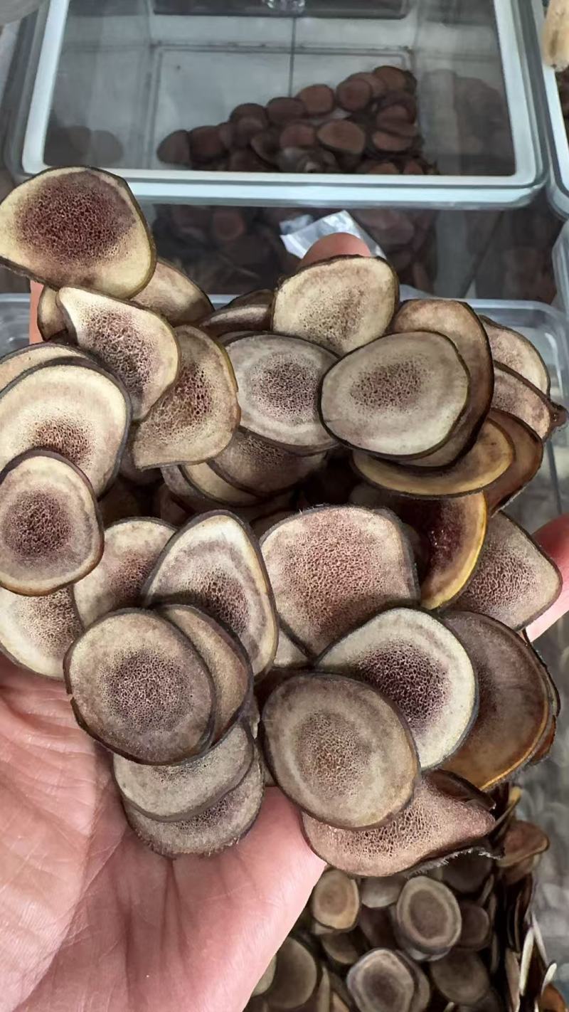 长白山本地全腊片，半腊片，白粉片，红粉片
