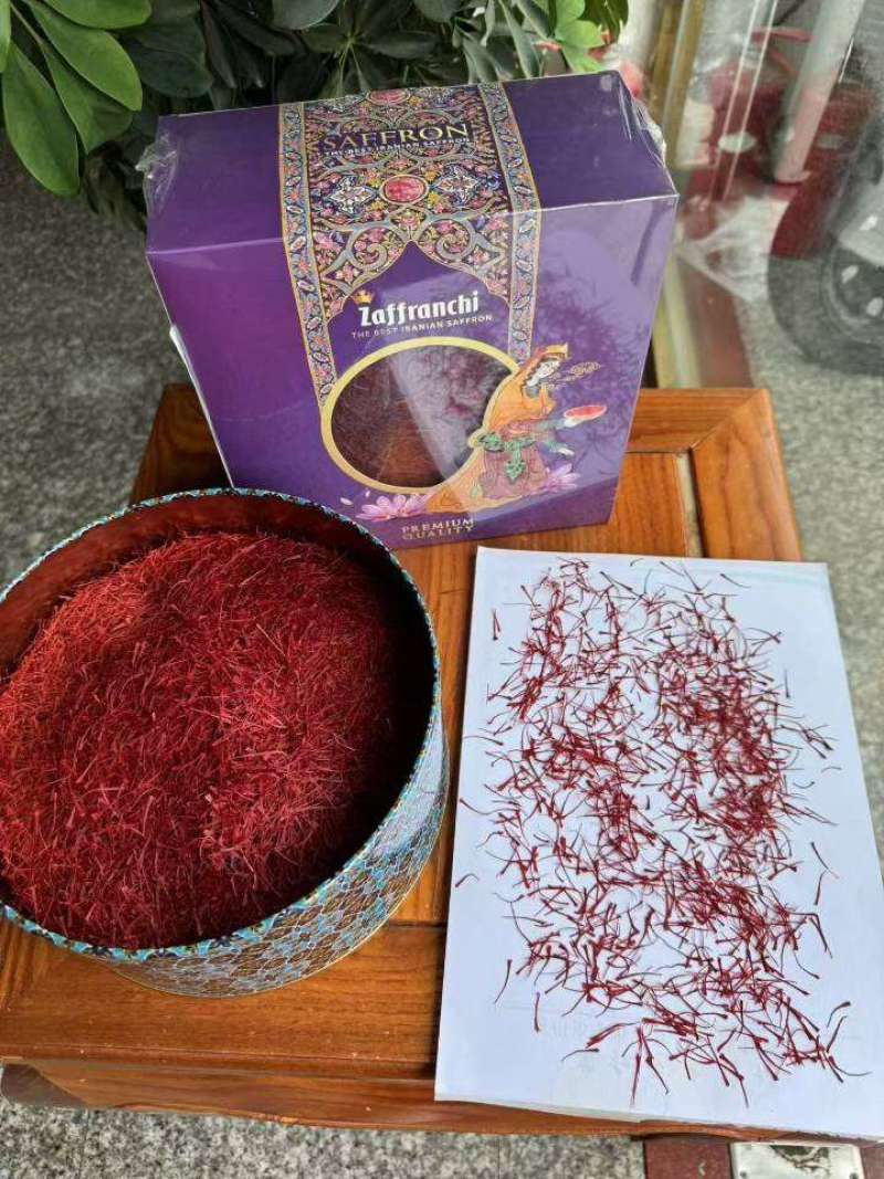 藏红花特级长丝，14.9元一g，400g一盒