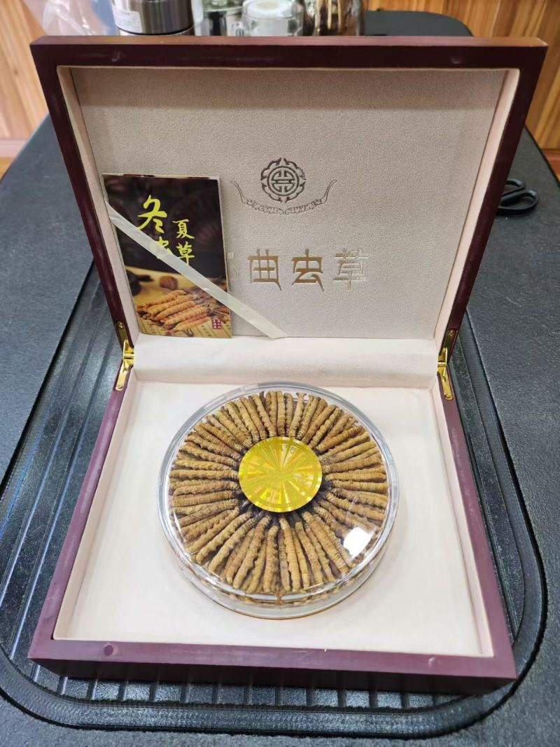 【推荐】冬虫夏草，刮皮一手货源量大从优可视频看货