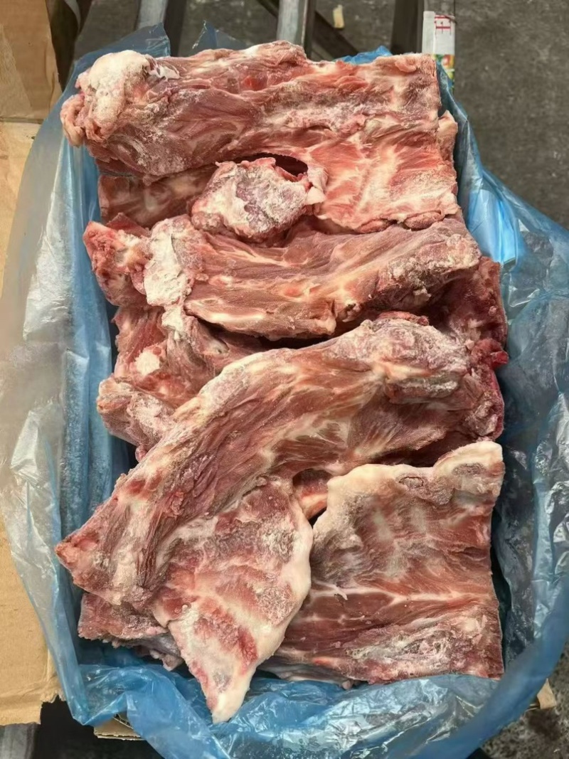 猪胫骨，满肉，可做排骨米饭，红烧排骨，大排档都可以用