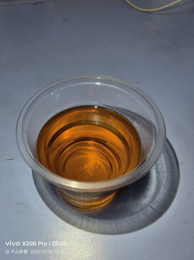 纯马尾松子油，无杂质可批发，质量保证