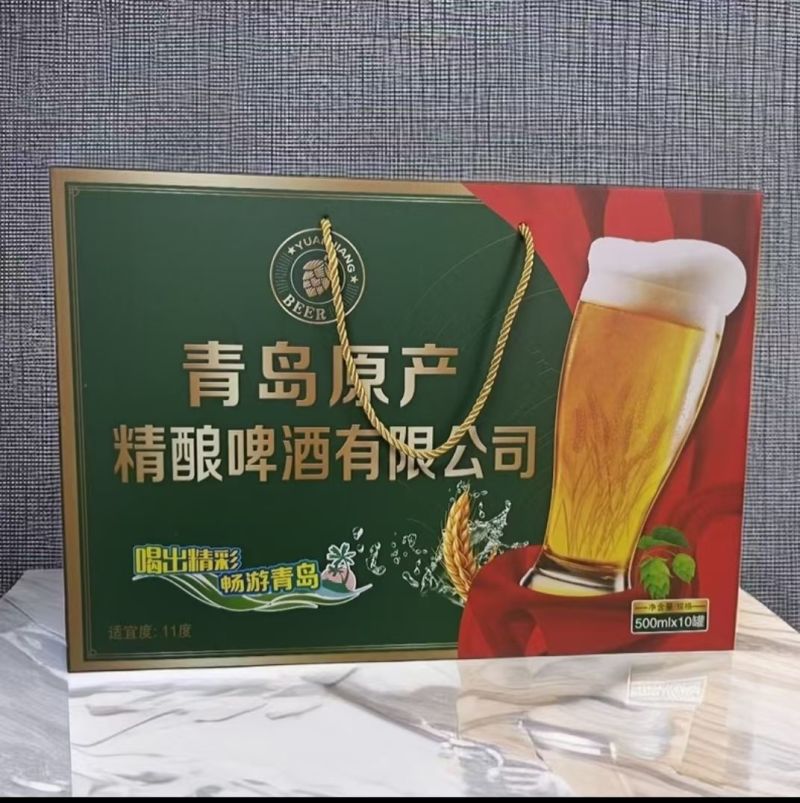 1升精酿啤酒！泡沫丰富口感细腻。